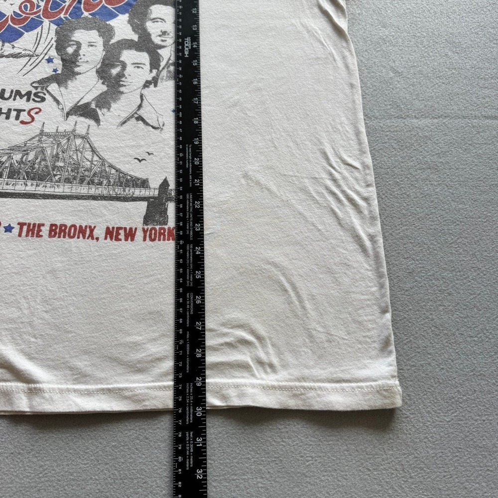 Jonas Brothers 2023‎ Tour Shirt Five Albums Two Nights The Bronx NY Mens XXL - Picture 4 of 6